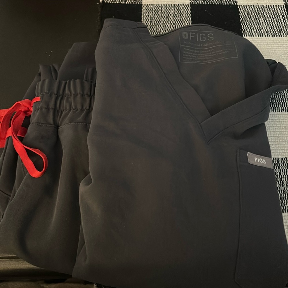 Grey Figs Scrubs